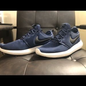 Men’s NIKE ROSHE 2